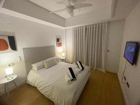 Exclusive Luxury Frontline Beach Penthouse Casares Del Mar - Estepona מראה חיצוני תמונה